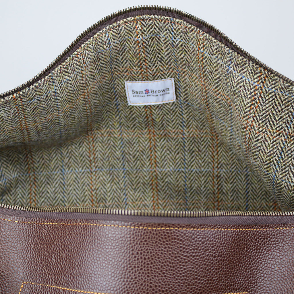 Fulled lined in Harris-tweed for endurance and luxury and sustainability